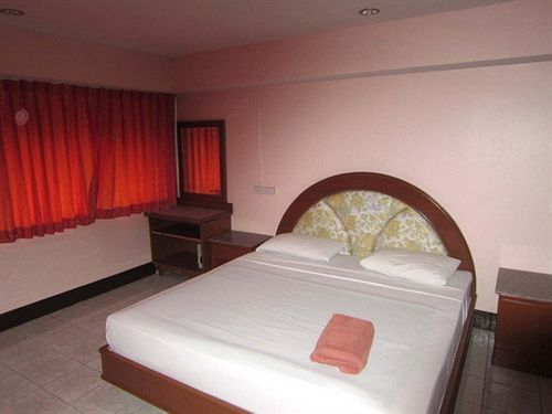 Aa Guesthouse Pattaya Esterno foto